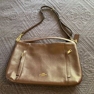 NWOT COACH Pebbled Leather Burgundy Handbag with removable adjustable strap.
